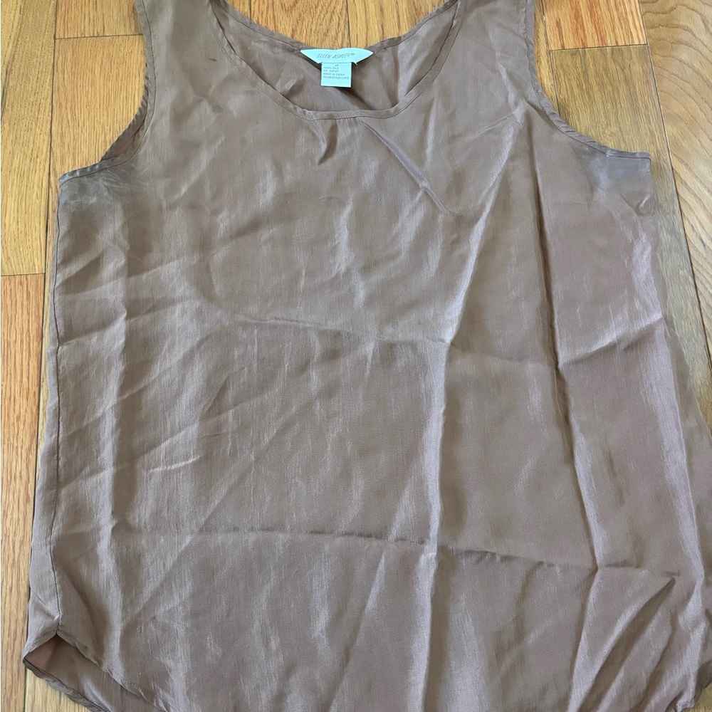| Ellen Ashley | tank top. Size M.*
